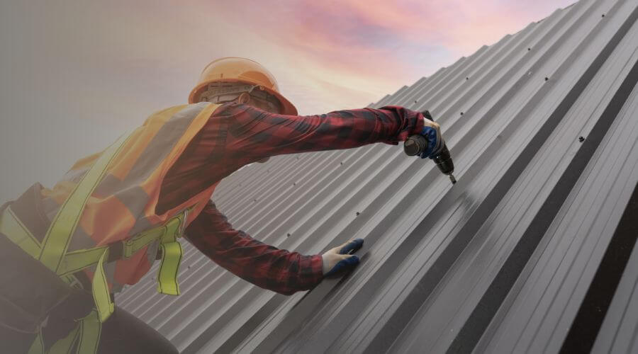 Professional gutter cleaning in Houghton Lake, MI